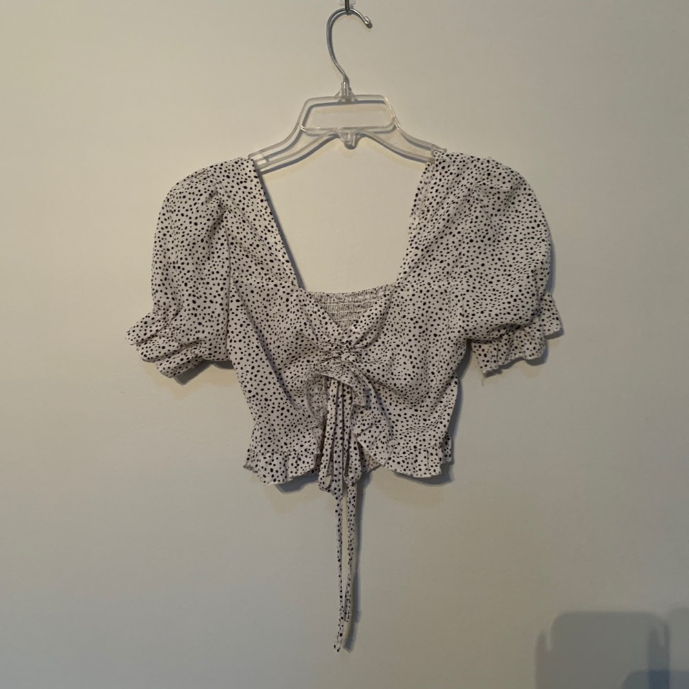 puffy sleeve crop